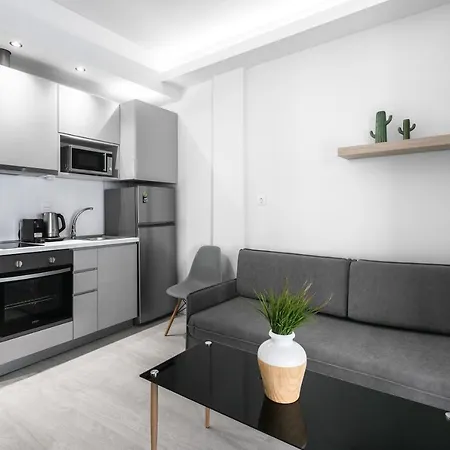 Апартаменти Denizen Penthouse, Nilie Hospitality Mgmt *