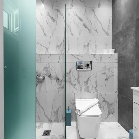 Denizen Penthouse, Nilie Hospitality Mgmt Апартаменти