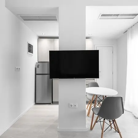 Denizen Penthouse, Nilie Hospitality Mgmt * Салоніки