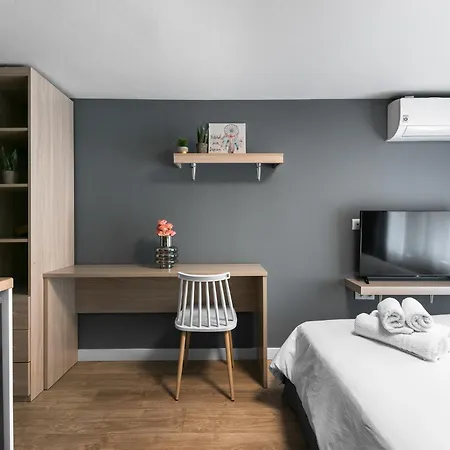 Denizen Penthouse, Nilie Hospitality Mgmt Салоніки