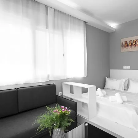Denizen Penthouse, Nilie Hospitality Mgmt Tessalónica